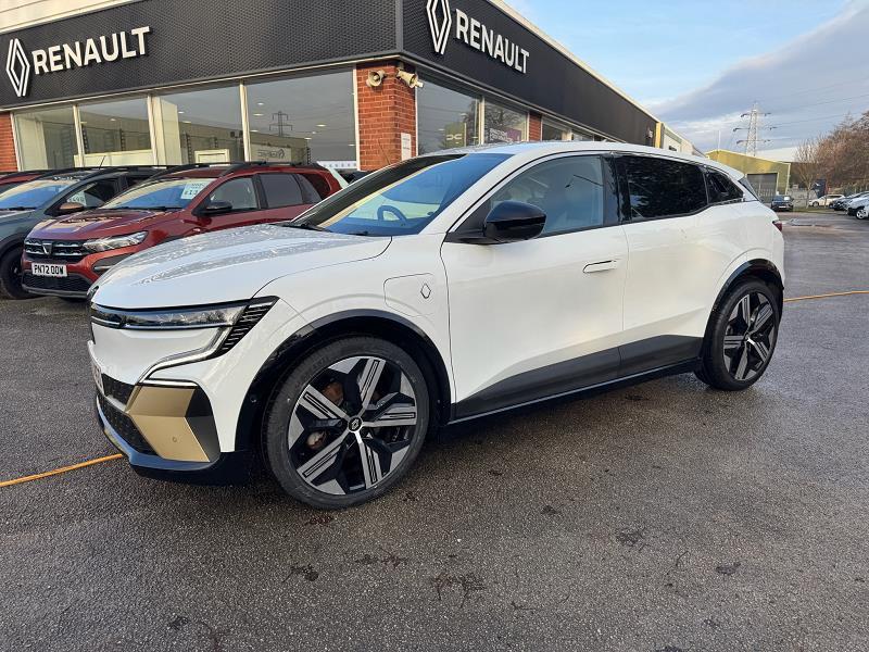 2023 73 Renault Megane E-tech Ev60 160kw Iconic 60kwh Optimum Charge 5dr Auto Electric Automatic In Glacier White