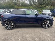 2023 23 Renault Megane E-tech Ev60 160kw Iconic 60kwh Optimum Charge 5dr Auto Electric Automatic In Blue+black Roof