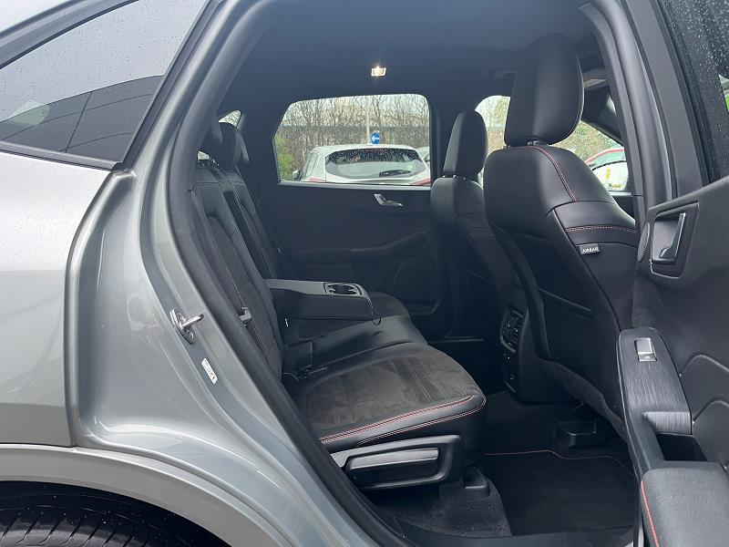 2022 72 Ford Kuga 1.5 Ecoboost 150 St-line X Edition 5dr Petrol Manual In Silver