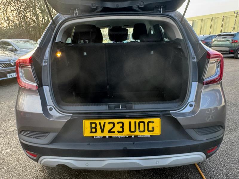 2023 23 Renault Captur 1.3 Mild Hybrid 140 Evolution 5dr Petrol Manual In Highland Grey