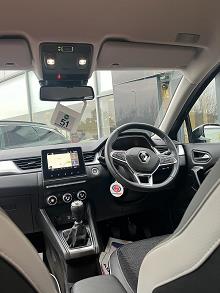 2022 72 Renault Captur 1.3 Tce 140 Se Edition 5dr Petrol Manual In Black