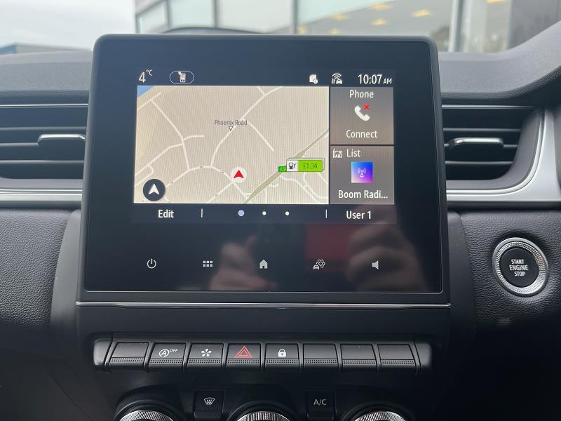 2022 72 Renault Captur 1.3 Tce 140 Se Edition 5dr Petrol Manual In Black