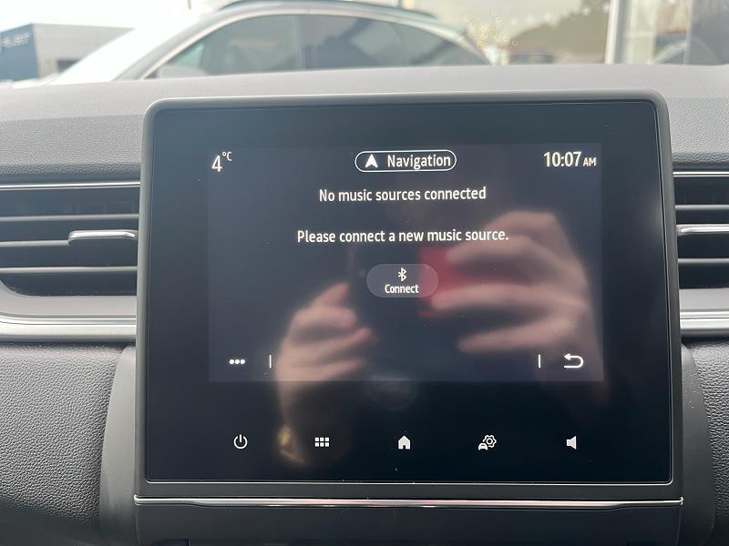 2022 72 Renault Captur 1.3 Tce 140 Se Edition 5dr Petrol Manual In Black