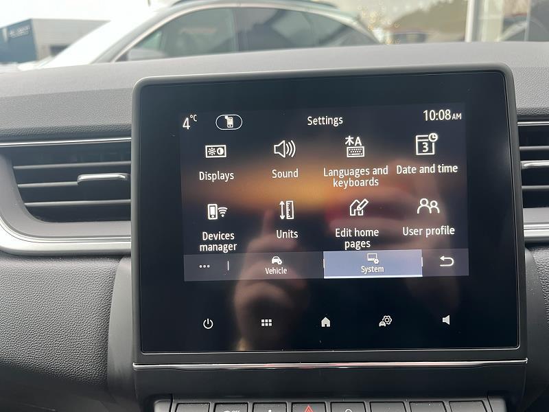 2022 72 Renault Captur 1.3 Tce 140 Se Edition 5dr Petrol Manual In Black