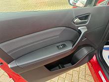 2025 25 Renault Symbioz 1.6 E-tech Fhev 145 Iconic Esprit Alpine 5dr Auto Hybrid Electric Automatic In Flame Red