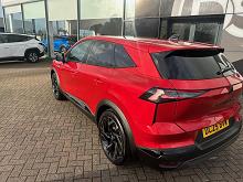 2025 25 Renault Symbioz 1.6 E-tech Fhev 145 Iconic Esprit Alpine 5dr Auto Hybrid Electric Automatic In Flame Red