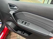 2025 25 Renault Symbioz 1.6 E-tech Fhev 145 Iconic Esprit Alpine 5dr Auto Hybrid Electric Automatic In Flame Red