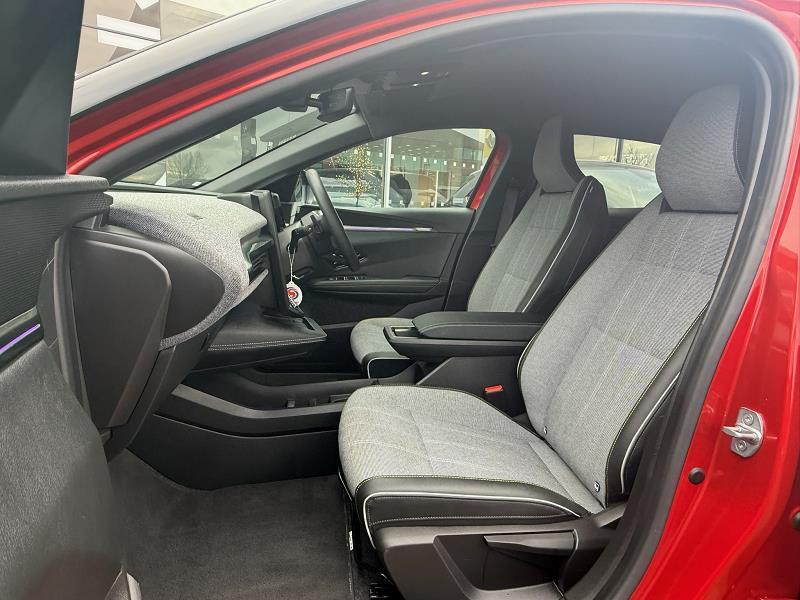 2024 74 Renault Megane E-tech Ev60 160kw Techno Comfort Range 60kwh 5dr Auto Electric Automatic In Red/black