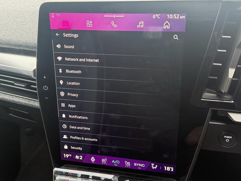 2024 74 Renault Megane E-tech Ev60 160kw Techno Comfort Range 60kwh 5dr Auto Electric Automatic In Red/black