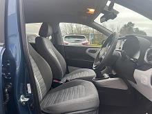 2025 74 Hyundai I10 1.2 [79] Premium 5dr [nav] Petrol Manual In Vibrant Blue