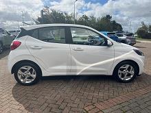 2022 22 Hyundai I10 1.2 Mpi Se Connect 5dr Auto Petrol Automatic In White
