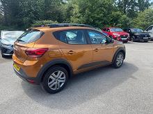 2023 73 Dacia Sandero Stepway 1.0 Tce Bi-fuel Expression 5dr Lpg Petrol Manual In Desert Orange
