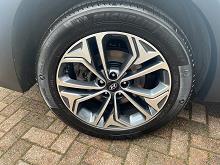 2021 21 Hyundai Santa Fe 2.2 Crdi Premium Se 5dr 4wd Auto Diesel Automatic In White