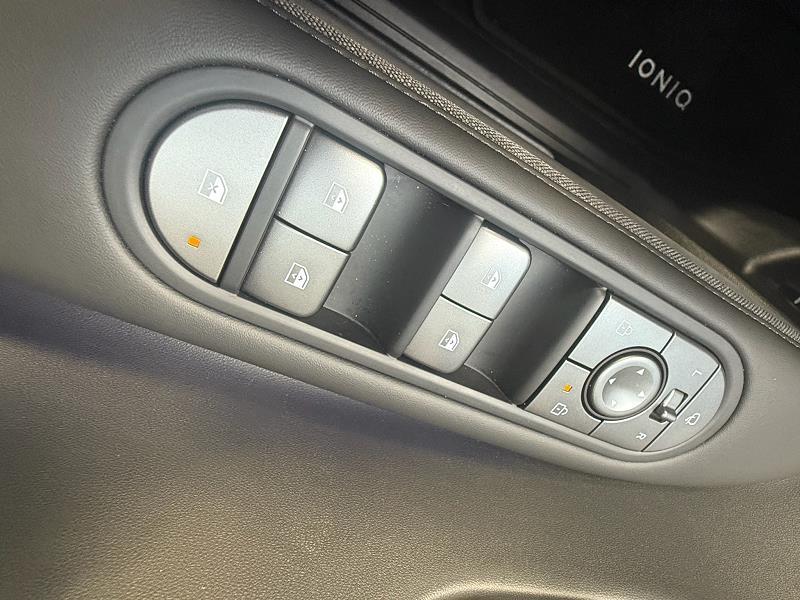 2025 75 Hyundai Ioniq 5 168kw Ultimate 84 Kwh 5dr Auto Electric Automatic In Grey