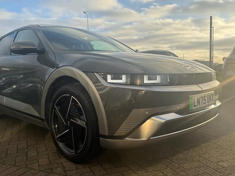 2025 75 Hyundai Ioniq 5 168kw Ultimate 84 Kwh 5dr Auto Electric Automatic In Grey