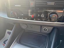 2025 74 Nissan Qashqai 1.3 Dig-t Mh 158 N-connecta [glass Rf] 5dr Xtronic Hybrid Electric Automatic In Black