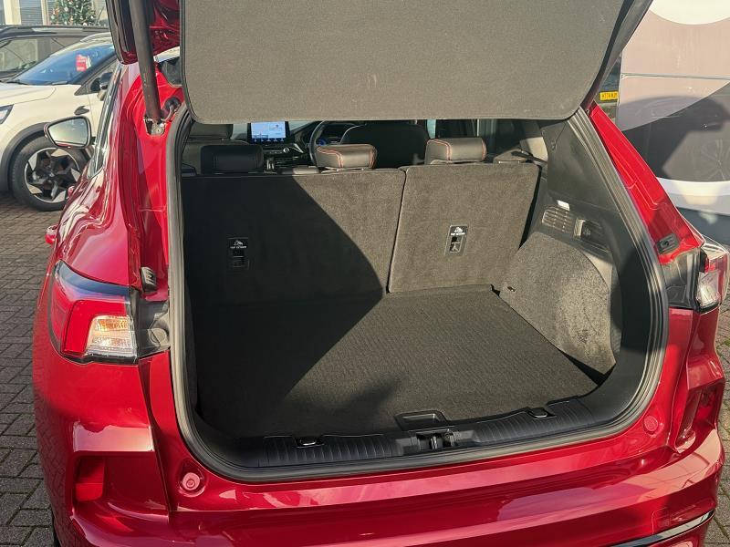 2021 21 Ford Kuga 2.0 Ecoblue Mhev St-line X Edition 5dr Diesel Manual In Red