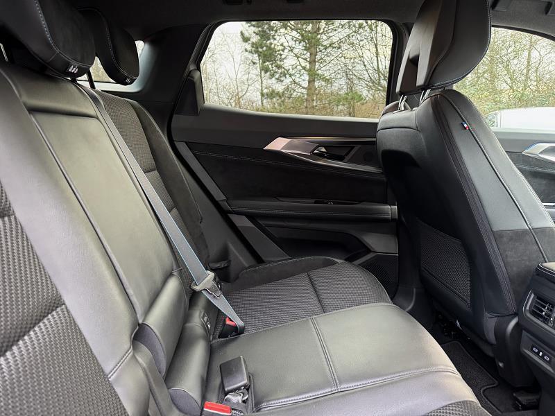 2023 23 Renault Austral E-tech Fhev Techno Esprit Alpine 5dr Auto Hybrid Petrol Automatic In Mateshdwgry+blk