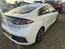 2022 71 Hyundai Ioniq 1.6 Gdi Hybrid Premium Se 5dr Dct  Manual In Polar White