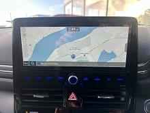 2022 71 Hyundai Ioniq 1.6 Gdi Hybrid Premium Se 5dr Dct  Manual In Polar White