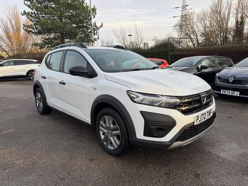 2022 72 Dacia Sandero Stepway 1.0 Tce Essential 5dr Petrol Manual In Glacier White