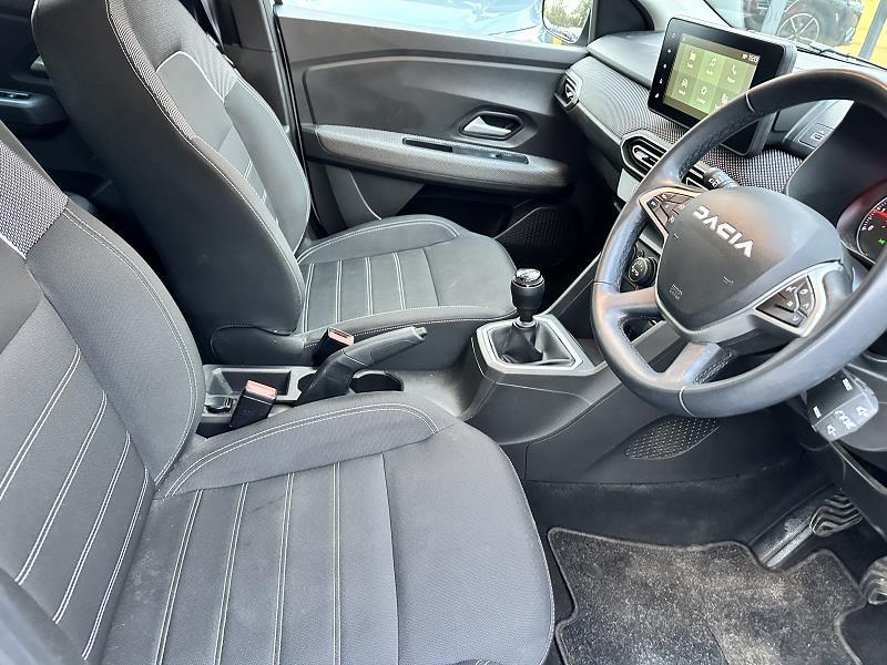 2024 74 Dacia Sandero 1.0 Tce Expression 5dr Petrol Manual In Glacier White