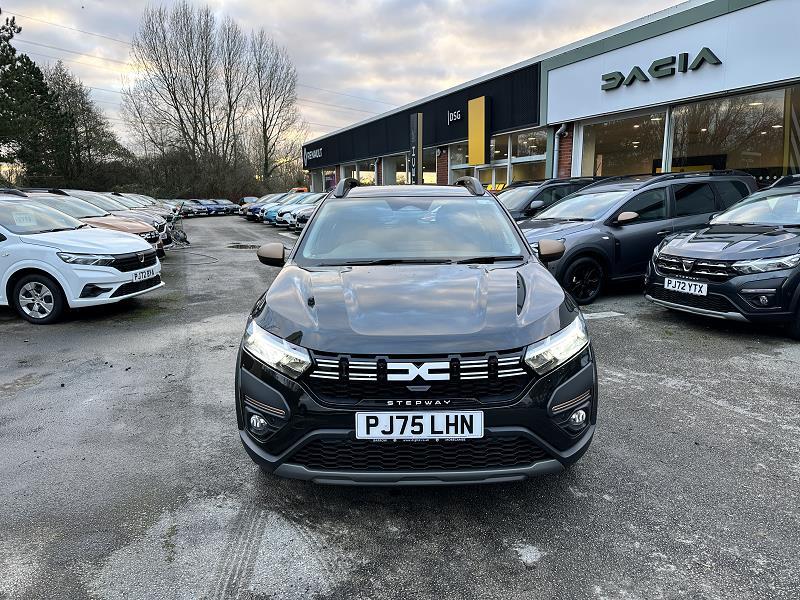 2025 75 Dacia Sandero Stepway 1.0 Tce Extreme 5dr Petrol Manual In Pearl Black