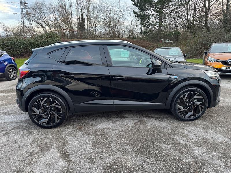 2025 75 Renault Captur 1.8 E-tech Full Hybrid 160 Esprit Alpine 5dr Auto Hybrid Petrol Automatic In Diamond Black