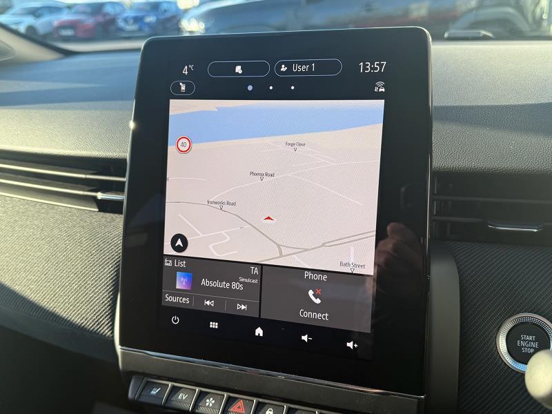 2025 75 Renault Clio 1.6 E-tech Full Hybrid 145 Esprit Alpine 5dr Auto Hybrid Petrol Automatic In Ceramic Grey