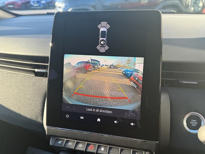 2025 75 Renault Clio 1.6 E-tech Full Hybrid 145 Esprit Alpine 5dr Auto Hybrid Petrol Automatic In Ceramic Grey