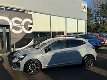 2025 75 Renault Clio 1.6 E-tech Full Hybrid 145 Esprit Alpine 5dr Auto Hybrid Petrol Automatic In Ceramic Grey