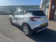 2022 22 Renault Captur 1.3 Tce 140 Iconic Edition 5dr Petrol Manual In Arctic White