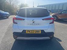 2022 22 Renault Captur 1.3 Tce 140 Iconic Edition 5dr Petrol Manual In Arctic White