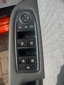 2025 25 Renault Clio 1.0 Tce 90 Techno 5dr Petrol Manual In Valencia Orange