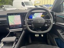 2025 25 Renault Rafale E-tech Phev Atelier Alpine Awd 5dr Auto Plug In Hybrid Petrol Automatic In Pearl White / Black Roof