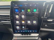 2025 25 Renault Rafale E-tech Phev Atelier Alpine Awd 5dr Auto Plug In Hybrid Petrol Automatic In Pearl White / Black Roof