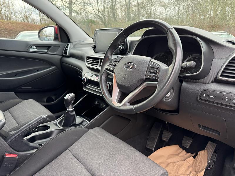 2018 68 Hyundai Tucson 1.6 Gdi Se Nav 5dr 2wd Petrol Manual In Red