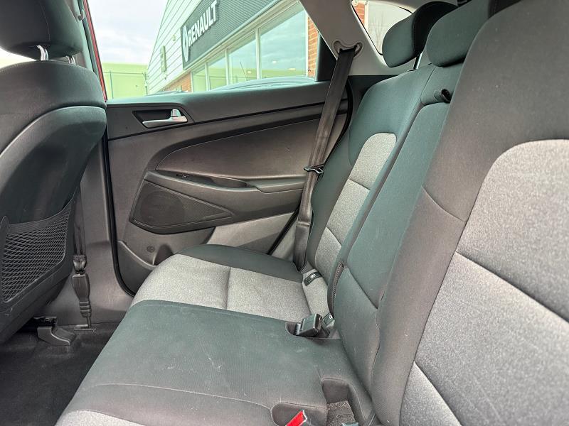 2018 68 Hyundai Tucson 1.6 Gdi Se Nav 5dr 2wd Petrol Manual In Red