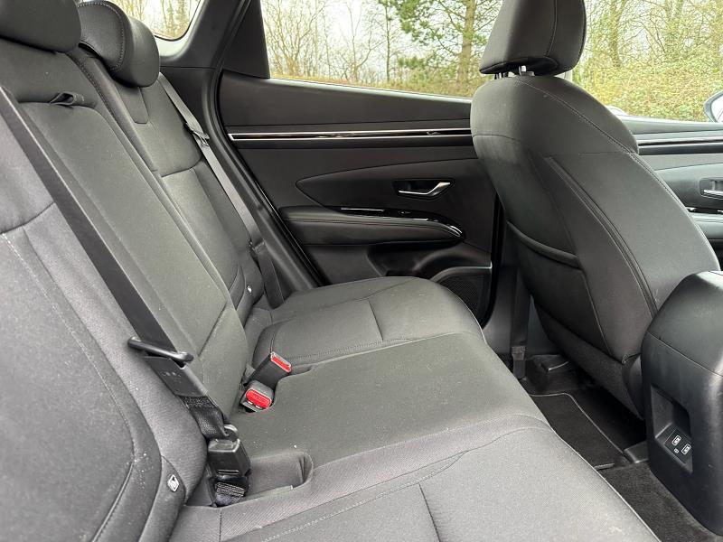2021 71 Hyundai Tucson 1.6 T-gdi 150ps Se Connect Petrol Manual In Polar White