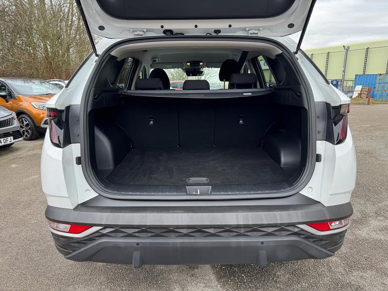 2021 71 Hyundai Tucson 1.6 T-gdi 150ps Se Connect Petrol Manual In Polar White