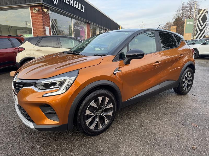 2021 71 Renault Captur 1.0 Tce 90 Se Limited 5dr Petrol Manual In Desert Orange