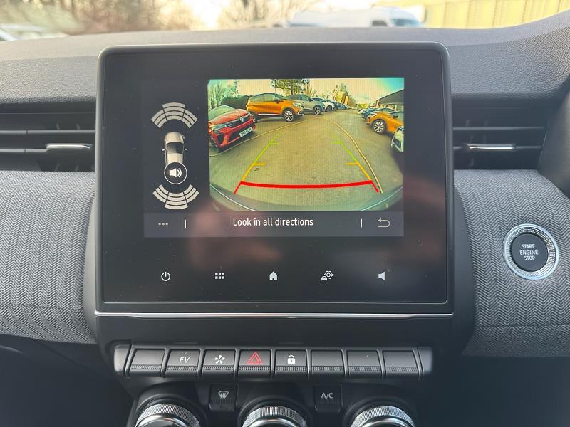 2024 74 Renault Clio 1.6 E-tech Full Hybrid 145 Techno 5dr Auto Hybrid Petrol Automatic In Shadow Grey