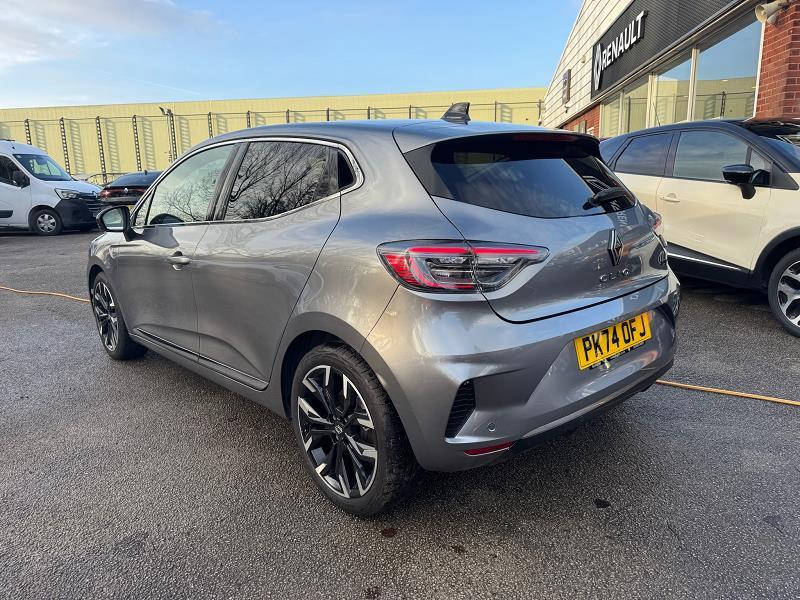 2024 74 Renault Clio 1.6 E-tech Full Hybrid 145 Techno 5dr Auto Hybrid Petrol Automatic In Shadow Grey