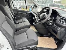 2025 75 Renault Trafic Ll30 Blue Dci 130 Advance [safety] Van Diesel Manual In Glacier White