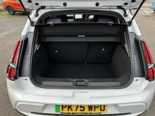 2025 75 Renault 5 90kw Techno Urban Range 40kwh 5dr Auto Electric Automatic In Arctic White / Black Roof