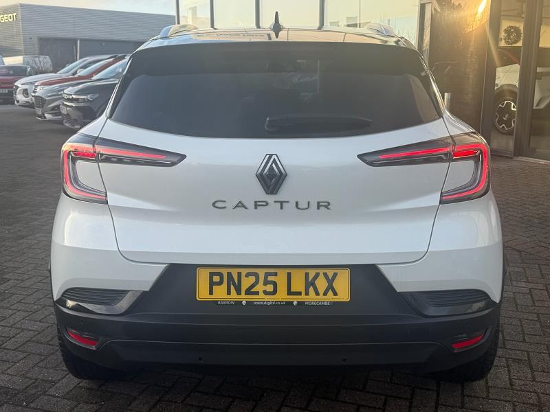 2025 25 Renault Captur 1.0 Tce 90 Techno 5dr Petrol Manual In Arct Wht+dmd Rf
