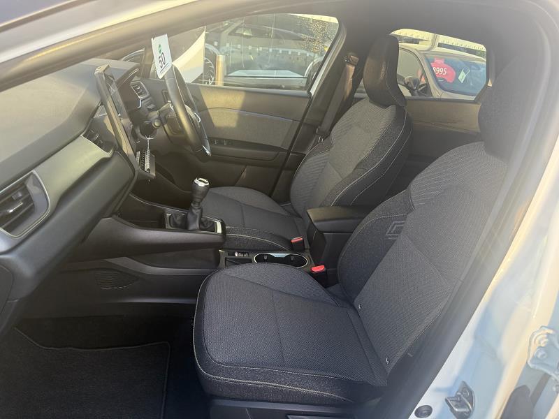 2025 25 Renault Captur 1.0 Tce 90 Techno 5dr Petrol Manual In Arct Wht+dmd Rf