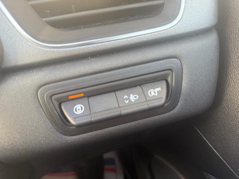 2025 25 Renault Captur 1.0 Tce 90 Techno 5dr Petrol Manual In Arct Wht+dmd Rf