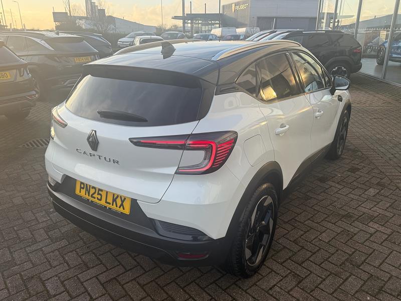 2025 25 Renault Captur 1.0 Tce 90 Techno 5dr Petrol Manual In Arct Wht+dmd Rf