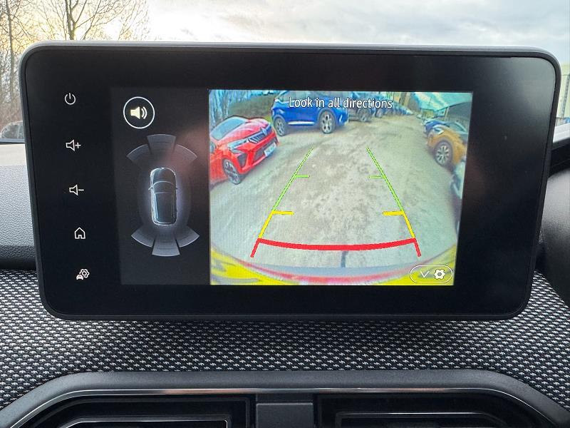 2022 72 Dacia Jogger 1.0 Tce Extreme Se 5dr Petrol Manual In Orange